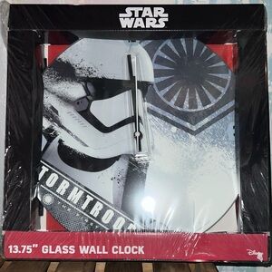 Star Wars Glass Wall Clock - Stormtrooper